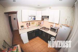 1-к квартира, посуточно, 42м2, 9/9 этаж