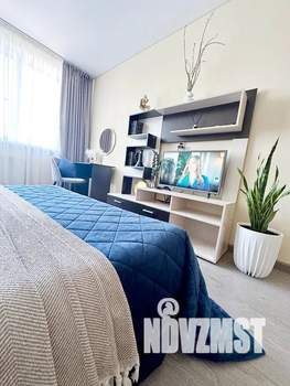 1-к квартира, посуточно, 42м2, 17/25 этаж