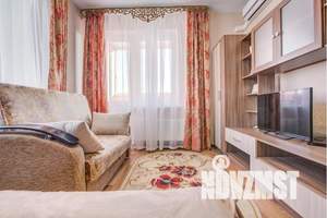 1-к квартира, посуточно, 40м2, 9/16 этаж
