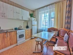 2-к квартира, посуточно, 60м2, 1/1 этаж