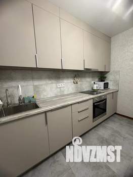 1-к квартира, посуточно, 44м2, 6/25 этаж