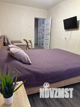 1-к квартира, посуточно, 38м2, 1/10 этаж