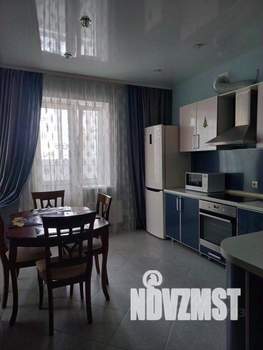 1-к квартира, посуточно, 47м2, 1/1 этаж