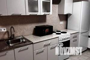 1-к квартира, посуточно, 38м2, 7/13 этаж