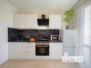 1-к квартира, посуточно, 40м2, 15/18 этаж