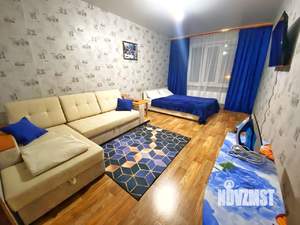 1-к квартира, посуточно, 42м2, 5/15 этаж