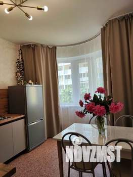 2-к квартира, посуточно, 55м2, 1/1 этаж