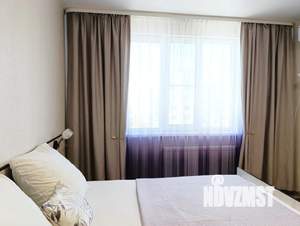 1-к квартира, посуточно, 40м2, 15/25 этаж