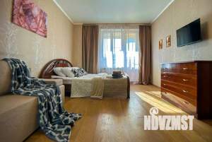 1-к квартира, посуточно, 37м2, 1/1 этаж