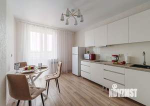 1-к квартира, посуточно, 44м2, 6/17 этаж