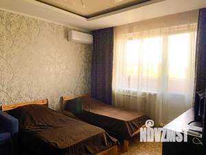 1-к квартира, посуточно, 38м2, 4/10 этаж