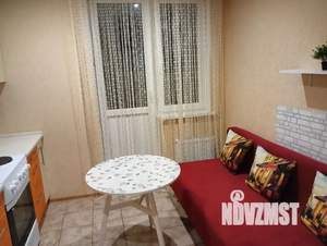 1-к квартира, посуточно, 45м2, 10/19 этаж
