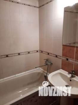 1-к квартира, посуточно, 42м2, 8/10 этаж