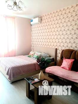 1-к квартира, посуточно, 41м2, 9/15 этаж