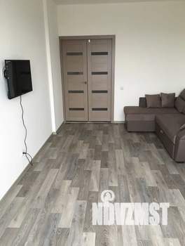 1-к квартира, посуточно, 43м2, 9/25 этаж