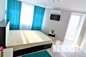 1-к квартира, посуточно, 46м2, 13/16 этаж