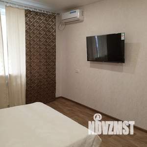 1-к квартира, посуточно, 38м2, 8/9 этаж