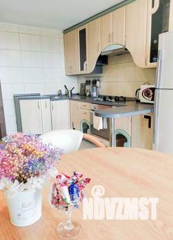 1-к квартира, посуточно, 68м2, 1/1 этаж