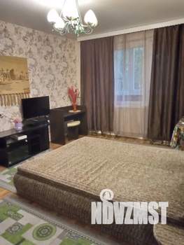 1-к квартира, посуточно, 38м2, 4/9 этаж