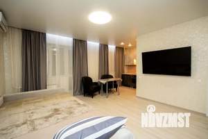 Студия квартира, посуточно, 35м2, 11/17 этаж