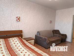 1-к квартира, посуточно, 42м2, 13/17 этаж