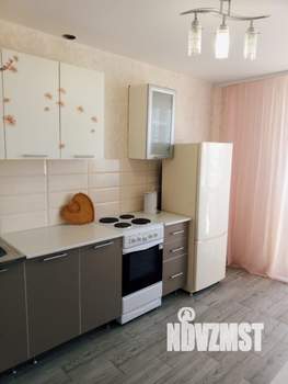 1-к квартира, посуточно, 38м2, 13/25 этаж