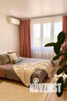 1-к квартира, посуточно, 38м2, 6/17 этаж