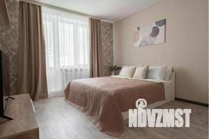 1-к квартира, посуточно, 40м2, 5/25 этаж