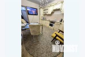 1-к квартира, посуточно, 42м2, 1/16 этаж