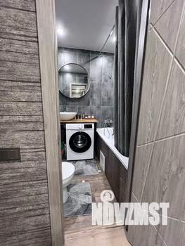 1-к квартира, посуточно, 40м2, 6/17 этаж