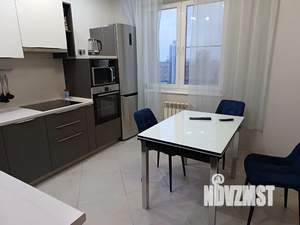 2-к квартира, посуточно, 68м2, 20/26 этаж