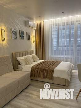 Студия квартира, посуточно, 25м2, 10/10 этаж