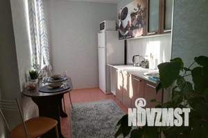 1-к квартира, посуточно, 38м2, 21/25 этаж