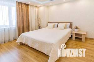 1-к квартира, посуточно, 55м2, 7/25 этаж