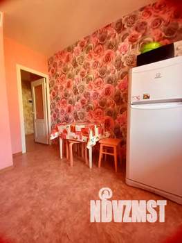 1-к квартира, посуточно, 35м2, 8/10 этаж