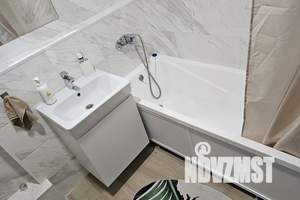 1-к квартира, посуточно, 55м2, 12/22 этаж