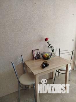 1-к квартира, посуточно, 40м2, 9/25 этаж