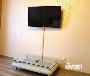 1-к квартира, посуточно, 60м2, 4/10 этаж