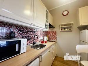 Студия квартира, посуточно, 38м2, 6/24 этаж