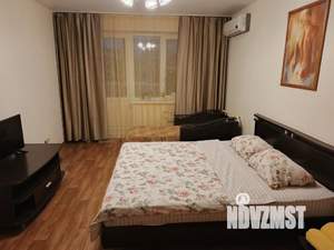 1-к квартира, посуточно, 41м2, 1/1 этаж