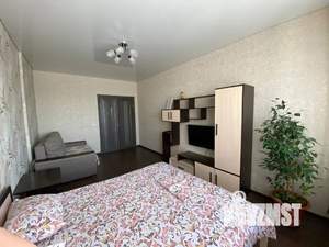 1-к квартира, посуточно, 46м2, 6/15 этаж