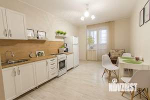 1-к квартира, посуточно, 43м2, 1/1 этаж