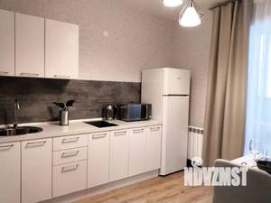 1-к квартира, посуточно, 38м2, 11/20 этаж