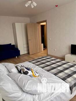 1-к квартира, посуточно, 37м2, 11/17 этаж