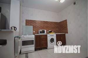 1-к квартира, посуточно, 42м2, 7/15 этаж