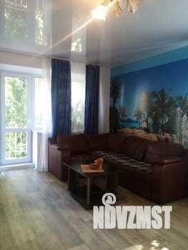 Студия квартира, посуточно, 35м2, 3/5 этаж
