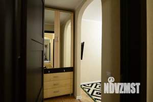 2-к квартира, посуточно, 55м2, 1/1 этаж