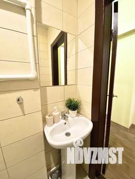 Студия квартира, посуточно, 45м2, 2/5 этаж