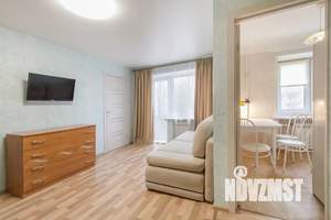 2-к квартира, посуточно, 40м2, 3/5 этаж