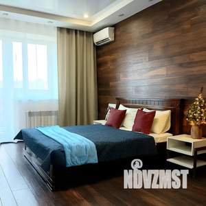 1-к квартира, посуточно, 44м2, 7/18 этаж